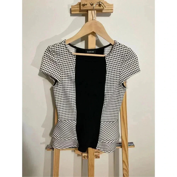 Bebe Black and white grid box peplum shirt size small - Picture 1 of 10